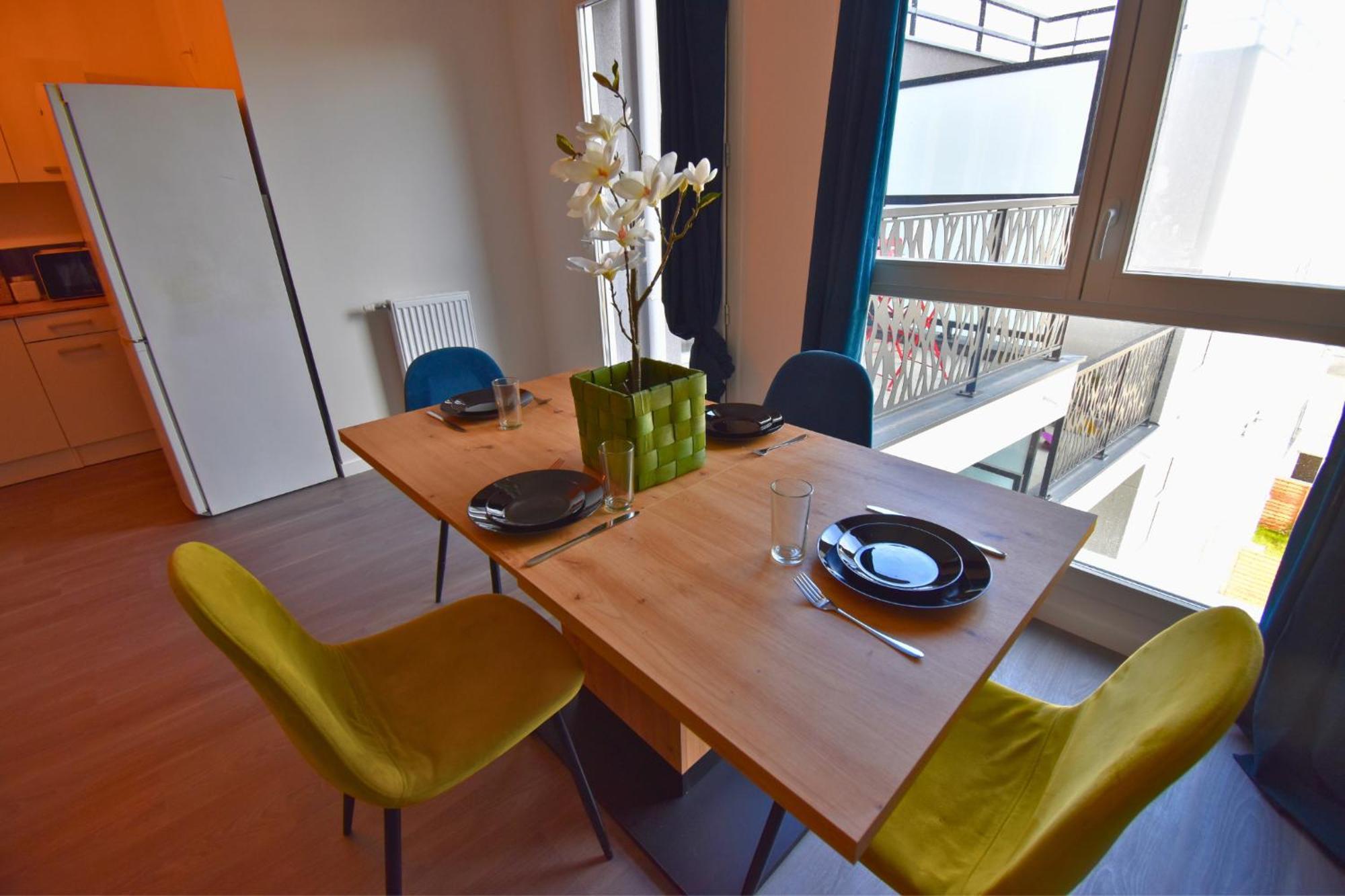 Echo Parisien Apartment Обервил Екстериор снимка